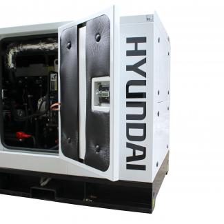 Hyundai DHY18KSEm 1500RPM 22kVA Single Phase 230v Diesel standby Generator